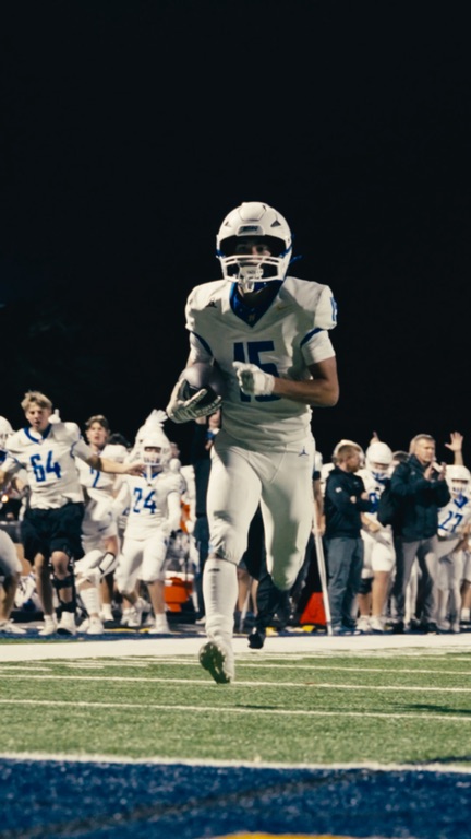 Mukwonago football same-night highlight: a deep pass against Kettle Moraine and the celebration